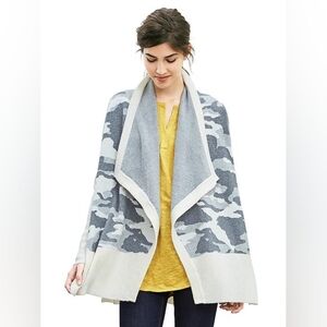 Banana Republic camo cardigan petite medium